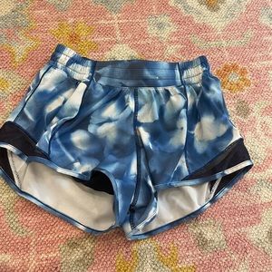 Lululemon hotty hot shorts